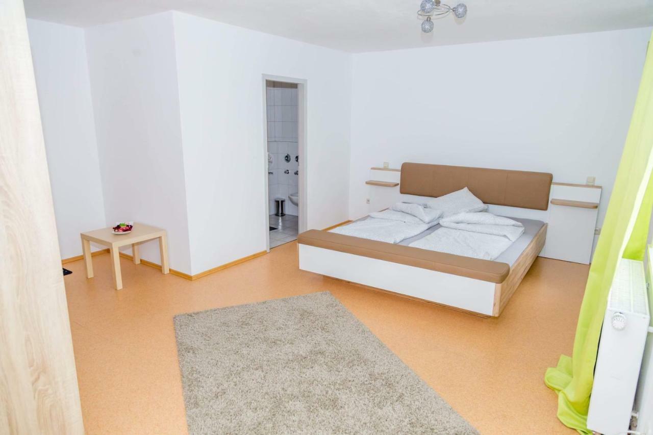 Taverna Unik Saaldorf エクステリア 写真