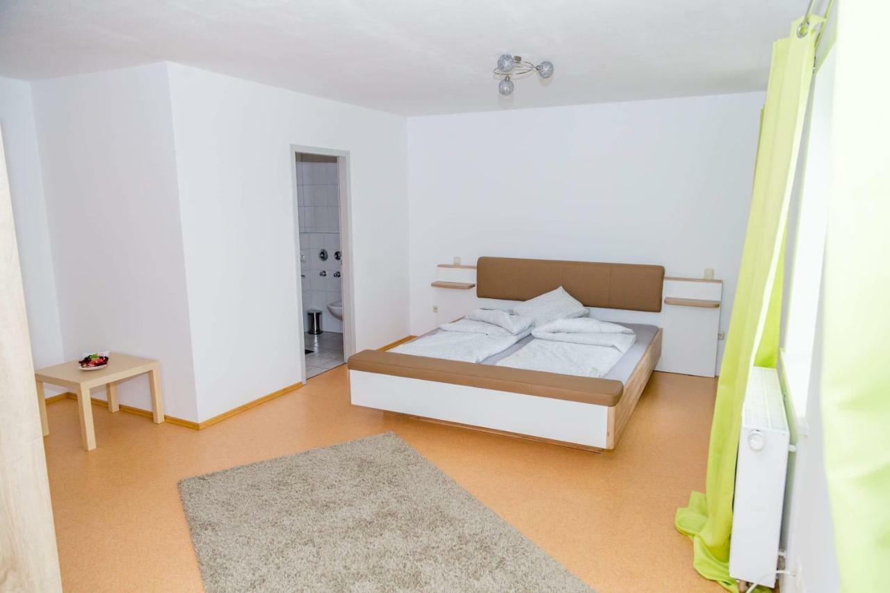 Taverna Unik Saaldorf エクステリア 写真